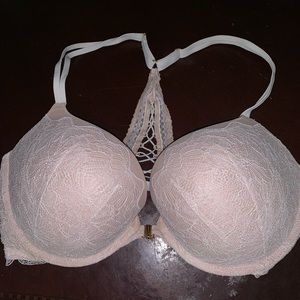 Victoria’s Secret Bra 38D